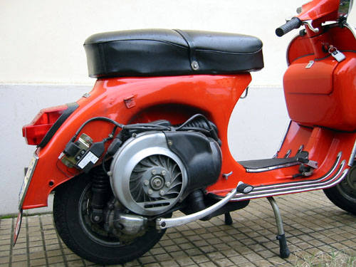 1973 red Vespa Rally 200