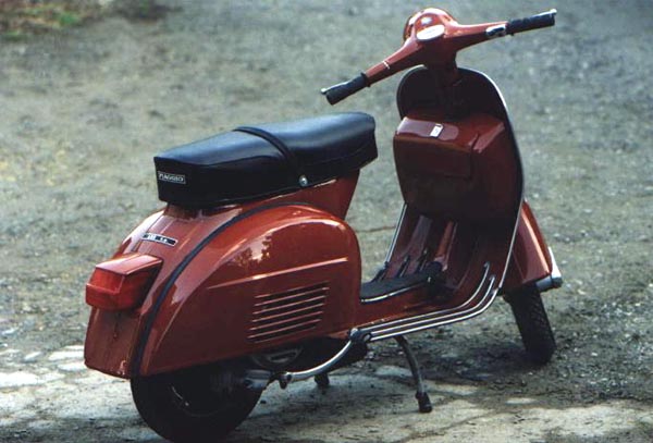 1976 red katmandu Vespa Turismo Speciale